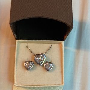 necklace and earring set